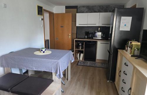 Hoexter Appartement | Ganze Wohnung direkt in Höxter, Casa Azul Hx