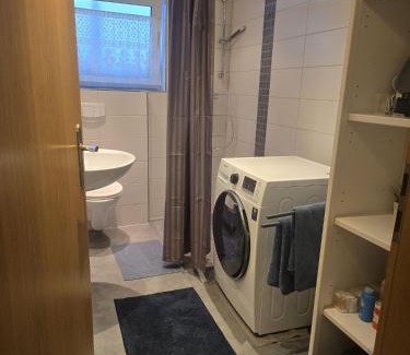 Hoexter Appartement | Ganze Wohnung direkt in Höxter, Casa Azul Hx