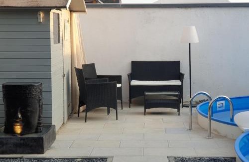 Rheindahlen-Land Appartement | GAPSAH-das Apartment mit Kino