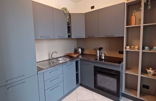 Raffa Appartement | GARDA A SOME Pool and Lake