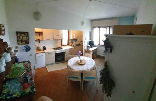 San Giuliano Terme Maison | Garden apartment in duplex