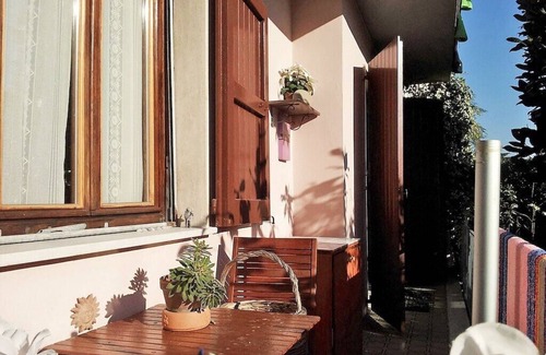 San Giuliano Terme Maison | Garden apartment in duplex