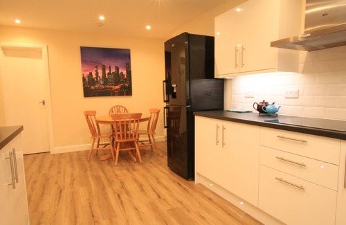 Weston-super-Mare Appartement | Appartement-Large-Douche-Vue sur Mer de côté-Garden Apartment
