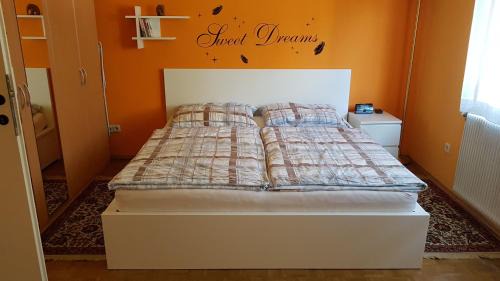 Floridsdorf Appartement | Garden Apartment Donau-City (P&R)