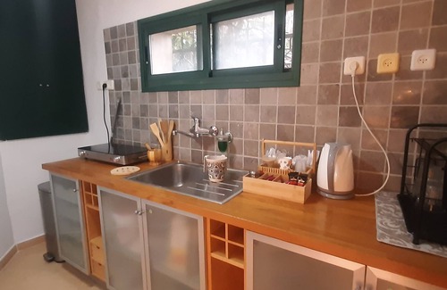 Safed Appartement | Garden apartment Galilee sea & mountains view, WiFi, BBQ, Air Conditioner 2