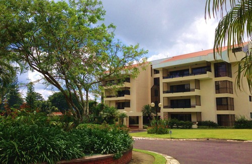 Santo Tomas Copropriété | Appartement de jardin dans un condominium très exclusif avec d'excellents équipements!
