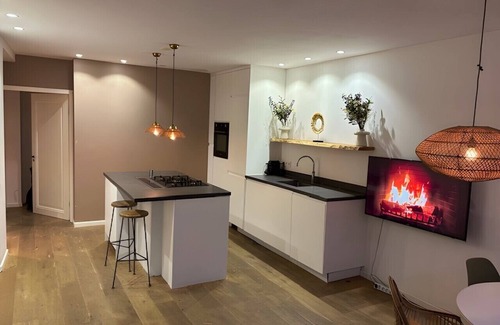 Schinkelbuurt Appartement | Garden apartment near Vondelpark