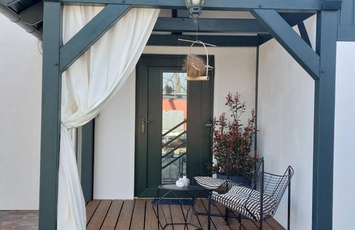 Neutrebbin Appartement | Garden apartment with view of garden apple trees. Pet and family friendly