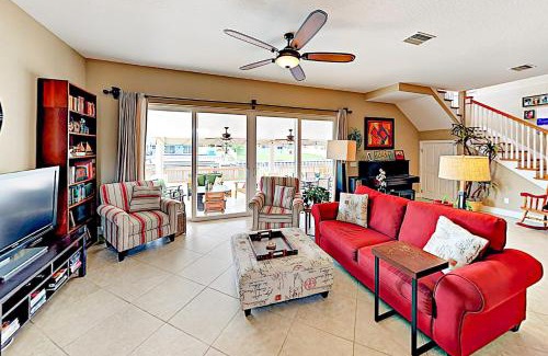 Bay Crest Park Maison | Garden Castle