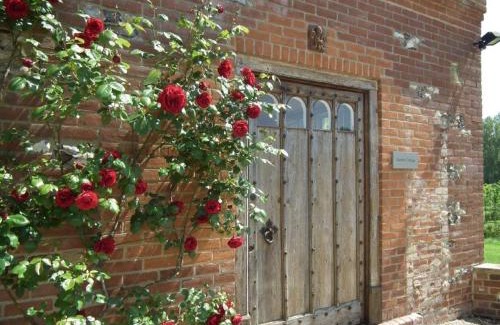 Brampton Maison | Garden Cottage 5 bedrooms set in 16 acres