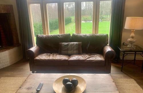 Brampton Maison | Garden Cottage 5 bedrooms set in 16 acres