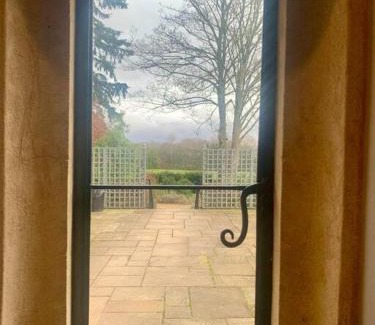 Brampton Maison | Garden Cottage 5 bedrooms set in 16 acres