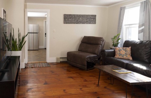 Southern Coast Appartement | Garden Getaway with Hot Tub