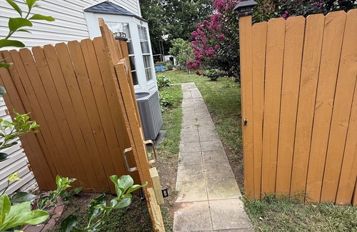 Montclair Appartement | Garden Hallow, Basement get away