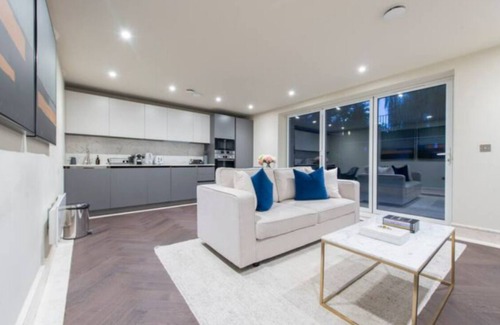 Redbridge Appartement | Garden Haven: Luxe 1BR 1BA Chigwell Retreat