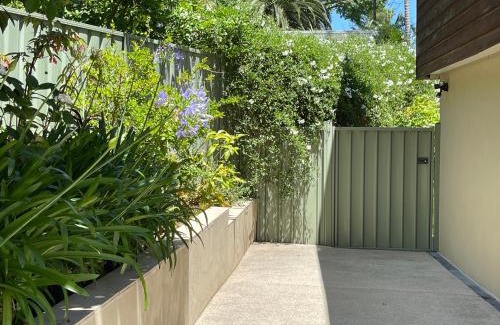 Carlingford Maison | Garden Hideaway-Entirely Private