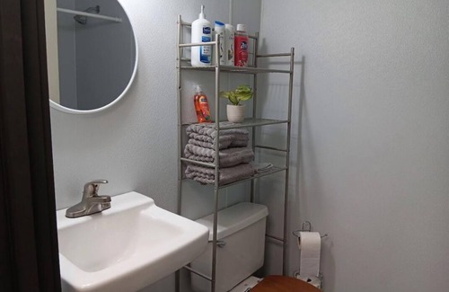 Franklin Lit Et Petit-Déjeuner | Charming B&B with AC and WiFi in soothing Franklin