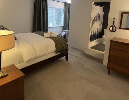 Dundarave Appartement | Garden Retreat in West Vancouver