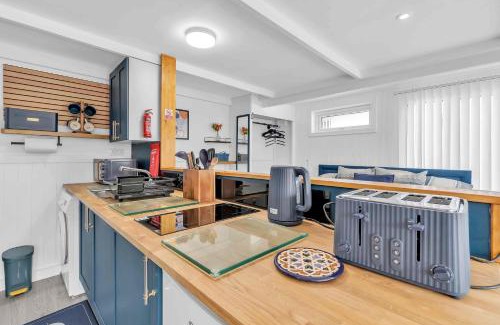 Lancing Appartement | Garden Room With Parking By My Getaways