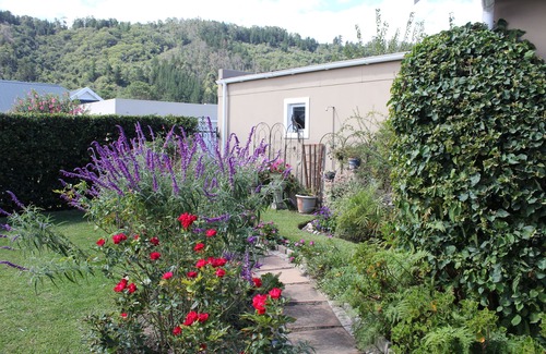 Sedgefield Cottage | GARDEN ROUTE SELF CATERING HOUSE - HUBBS PLACE est à Sedgefield près de Knysna