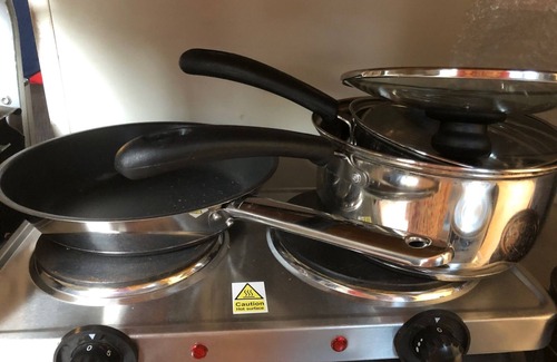 Newport Appartement | Garden Studio - Top Location, 1 min walk to train, shops, cafes & bars.