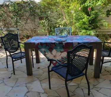 Anse Vata Appartement | Garden & Terrace Apartment