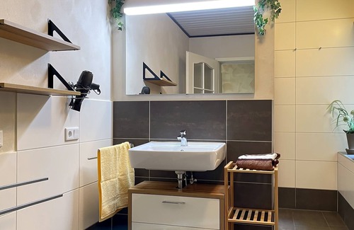 Madfeld Appartement | Appartement moderne à Madfeld avec jardin privé