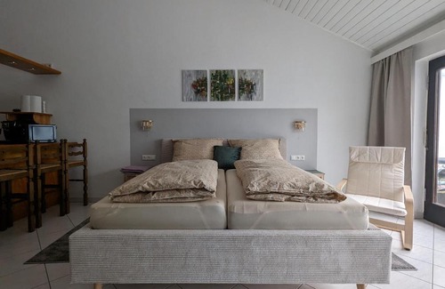 Breitenbrunn Maison | Garden View Apartment