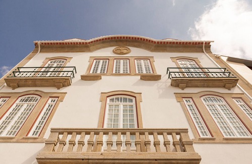 Viseu Appartement | vue sur le jardin, balcon, appartement au coeur de Viseu avec wifi