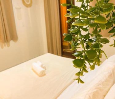 General Luna Appartement | Garden Villa