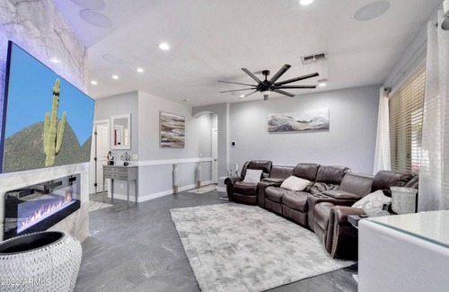 Rovey Farm Estates Maison | Gardenia 5 min from State Farm Stadium
