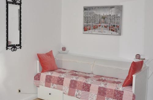 Schoenefeld Appartement | GardenOasisBerlinAirport