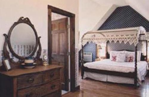 Fifth Ward Lit Et Petit-Déjeuner | Gardenview Bed and Breakfast
