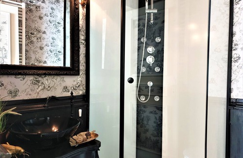 Riquet Stalingrad Hôtel | Gare du Nord/Est