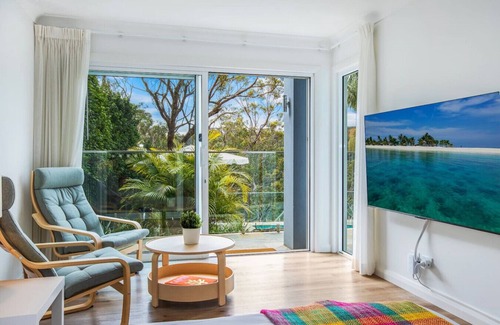 Forestville Appartement | Garigal Retreat with Pool access