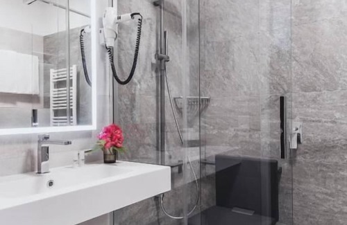 Arcegno Hôtel | Garni Elena