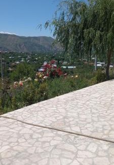 Garni Villa | Garni Hills