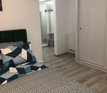 Tractorul Appartement | Garsoniera - Zona Coresii