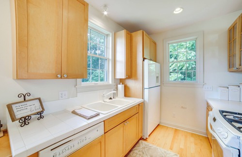 Miller Beach Maison | Gary Vacation Rental < 1 Mi to Indiana Dunes NP!