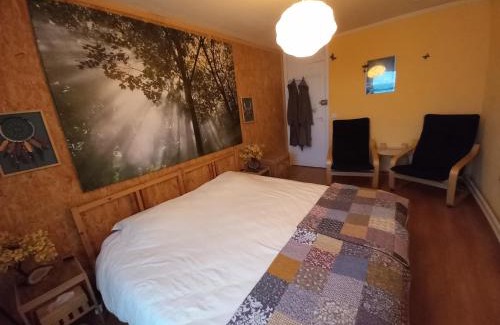 Runkst Lit Et Petit-Déjeuner | Gastenkamers De Zonnepoort vzw