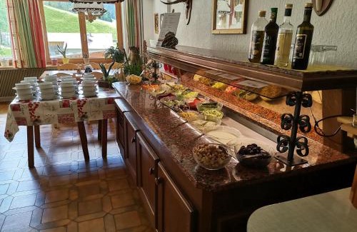 Gramais Hôtel | Gasthaus Alpenrose