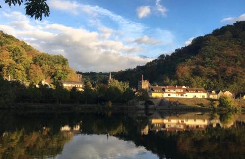 Balduinstein Maison | Gasthaus Balduin, mitten in der Natur, direkt am Fluss