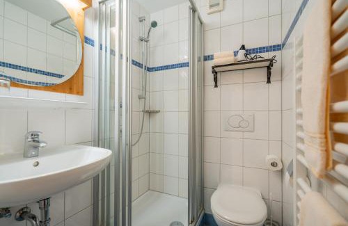 Stuehlingen Hôtel | Gasthaus-Pension Zum Kreuz