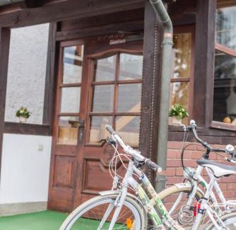 Zeltweg Hôtel | Gasthaus zur Waldschenke
