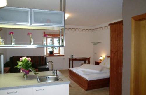 Reutte Hôtel | Gasthof Salzstadl