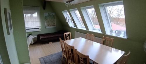 Wahrenholz Appartement | Gasthof Schönecke