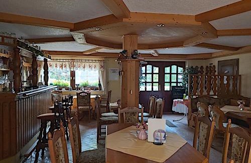 Leimbach Maison | Gasthof und Eiscafe Frank
