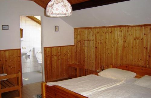 Haibach ob der Donau Hôtel | Gasthof Zum heiligen Nikolaus
