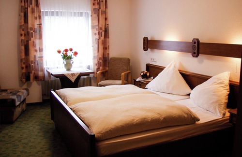 Zeitlofs Hôtel | Gasthof Zum schwarzen Roß