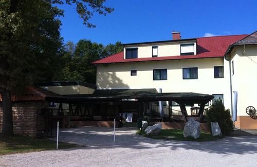 Pottsching Hôtel | Gasthof zur Grenze